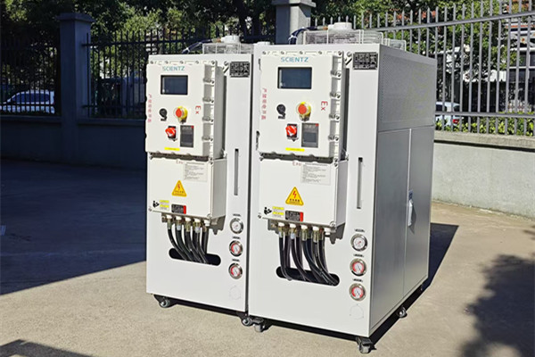 廣東某新材料公司采購(gòu)防爆高低溫控溫系統(tǒng)保障不銹鋼反應(yīng)釜安全高效運(yùn)行